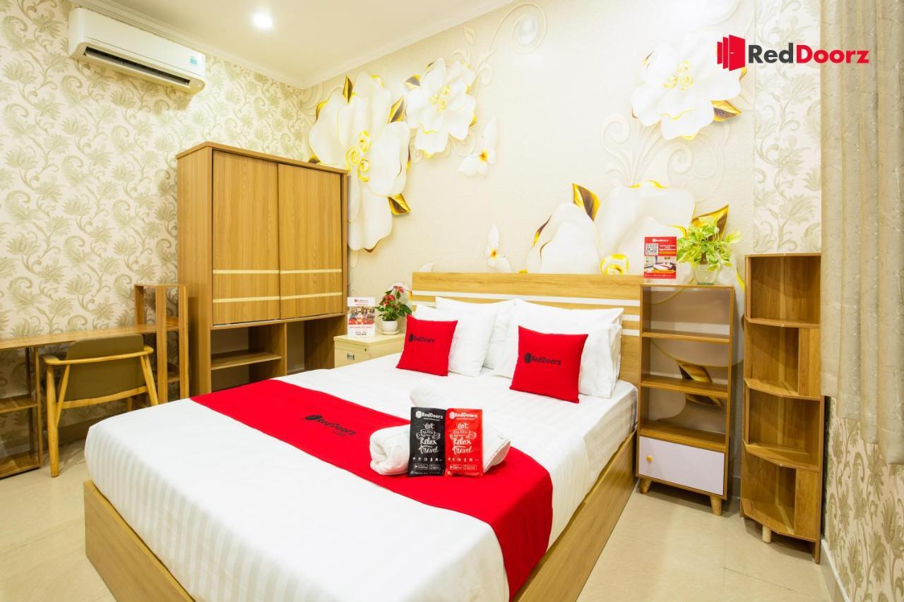RedDoorz Tra My Hotel Ly Chinh Thang Ho Chi Minh Zewnętrze zdjęcie